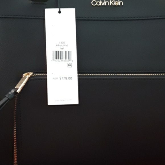Calvin Klein Black Purse - Picture 4 of 7